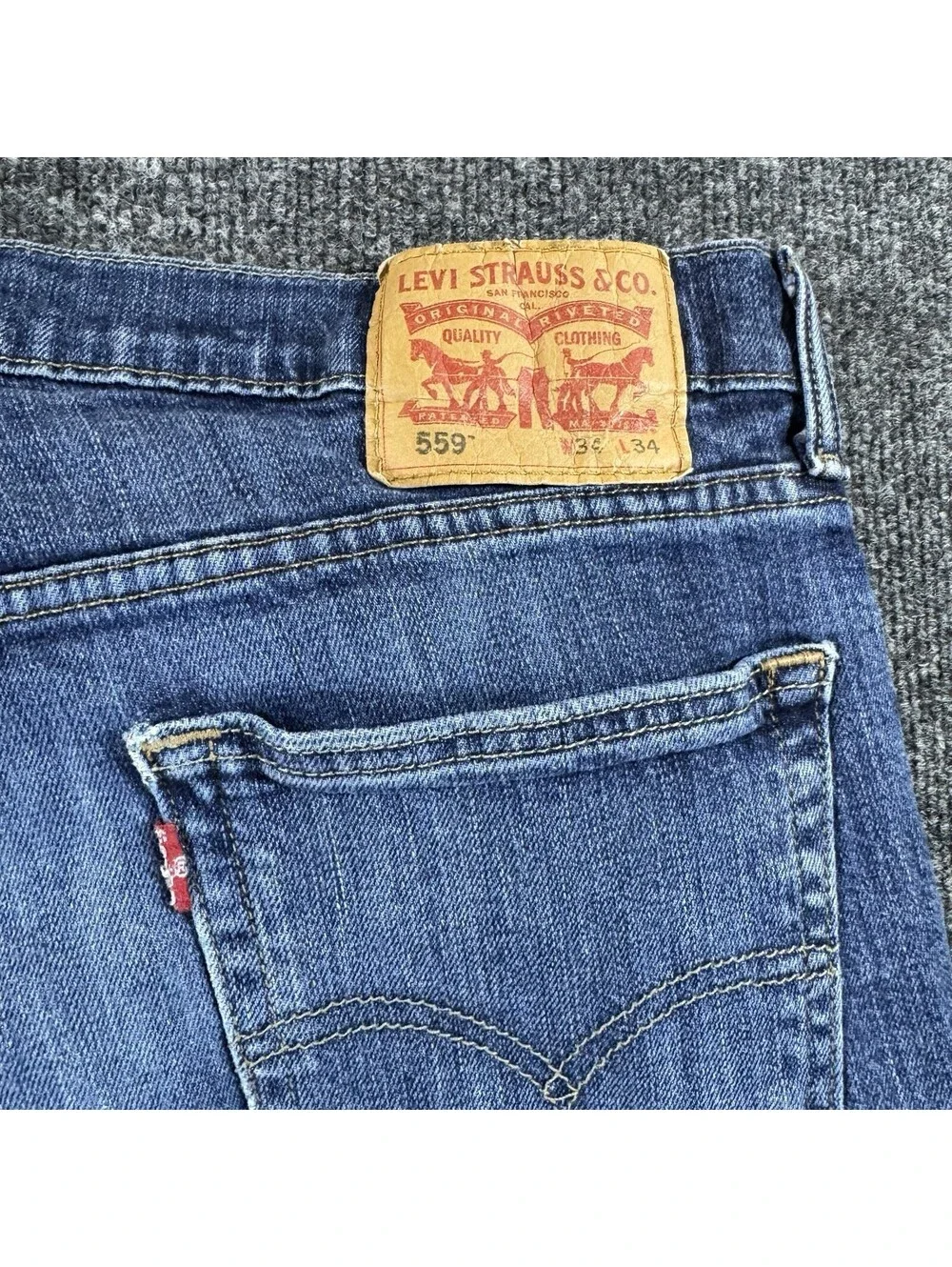 Levis levi 559